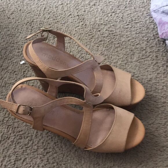 Madden shoes platforms tan - Picture 3 of 8